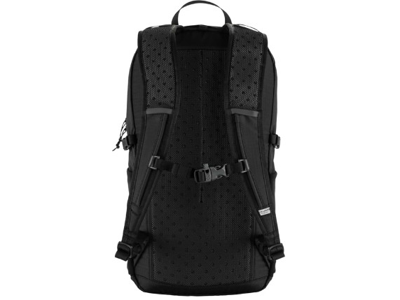 abisko_softpack_16_23200307-550_b_main_fjr