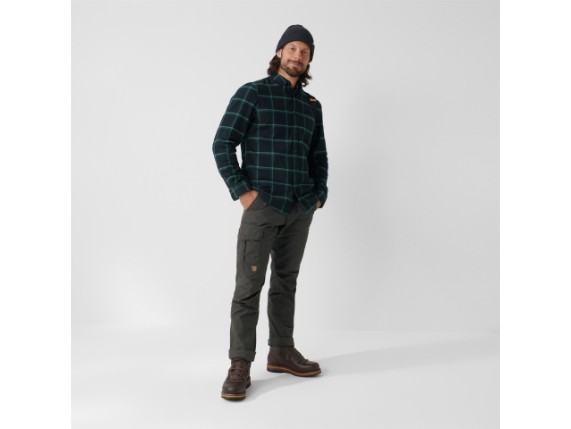 Karl_Pro_Trousers_M_82511-030_C_MODEL_FJR