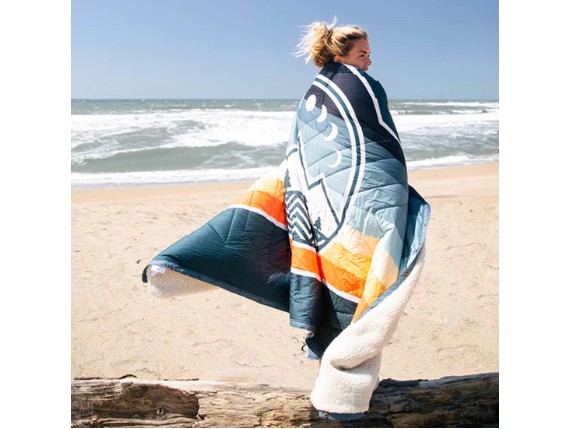 VOITED_Blanket_CTC_CampvibesGreenGabel_DE_05