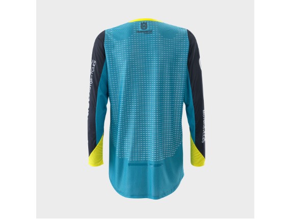 pho_hs_pers_rs_93954_3hs22001260x_railed_shirt_pro_back__sall__awsg__v1