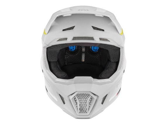 pho_hs_pers_vs_198793_3hs26002340x_moto_7_5_helmet_white_front__sall__awsg__v1