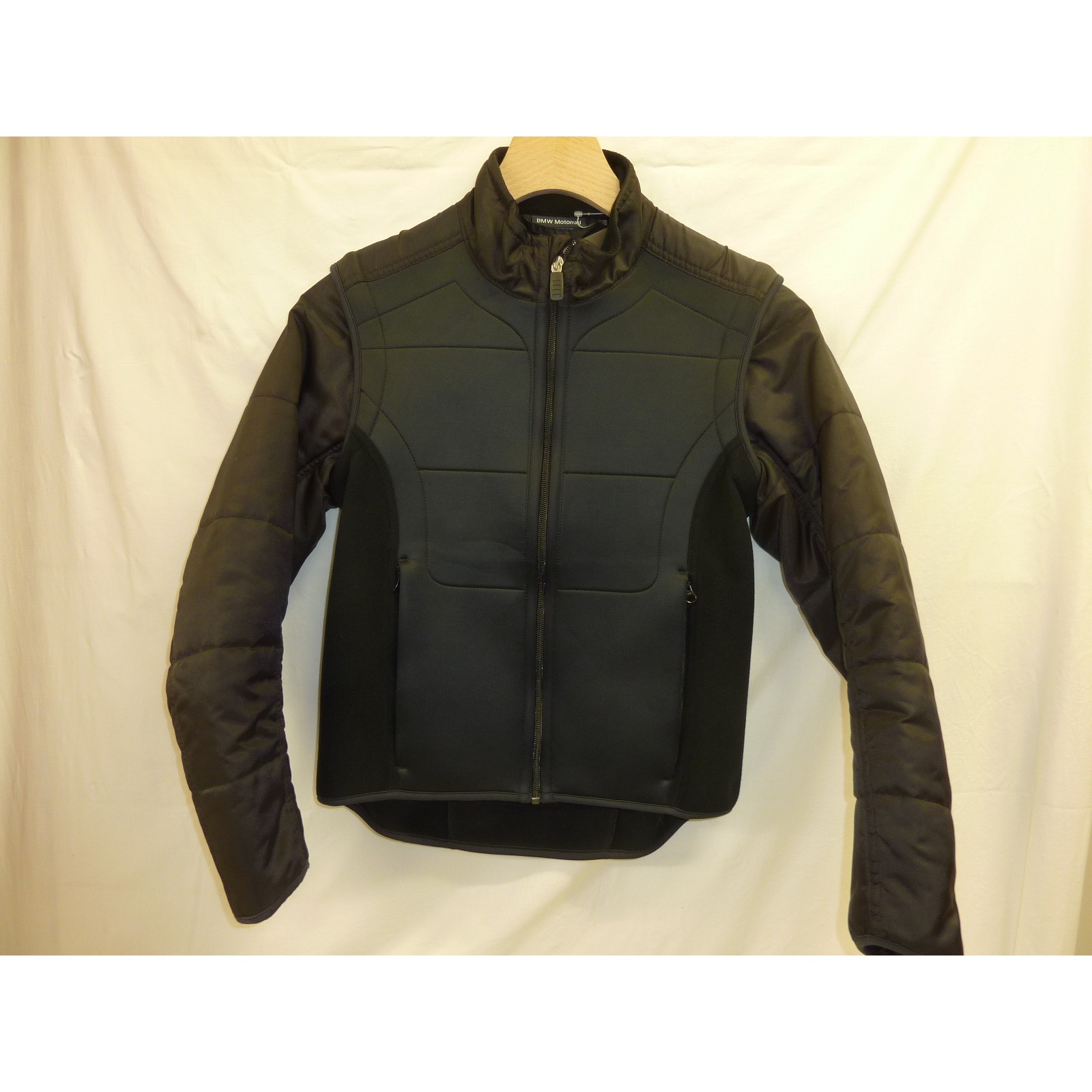 Bmw phase 2025 change jacket