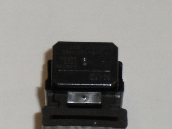 61111057000, Relais KTM CM1A-R-12V-H80 07