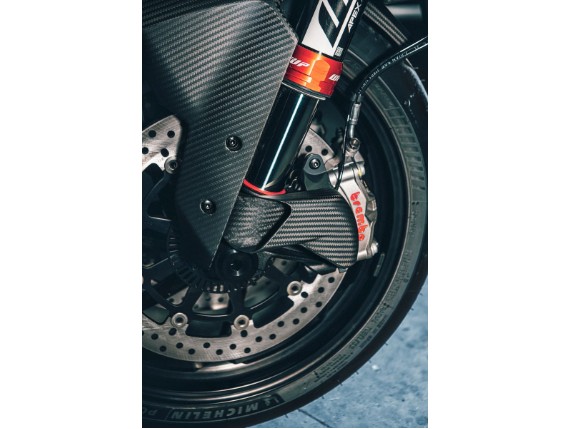 pho_pp_mon_61713932044_factory_brake_cooling_duct_kit_detail3__sall__awsg__v1