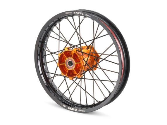 pho_pp_nmon_2211090104404_heavy_duty_rear_wheel_studio_pictures_street__sall__awsg__v1