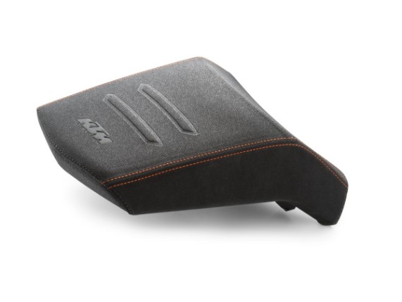 pho_pp_nmon_61907947000_ergo_pillion_seat__sall__awsg__v1
