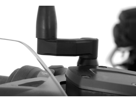 26100-002_web_blank_02