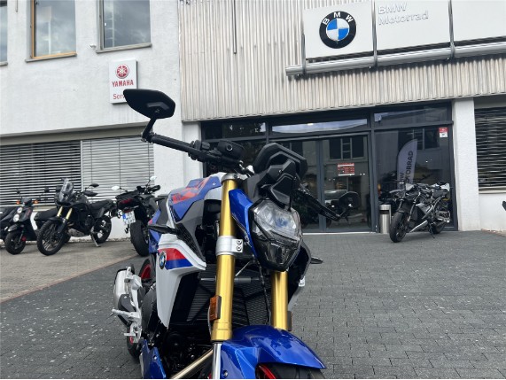 BMW F 900 R, 0024020