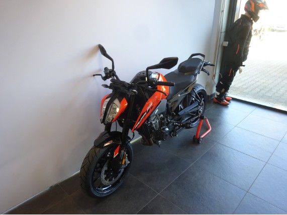 KTM 790 DUKE L