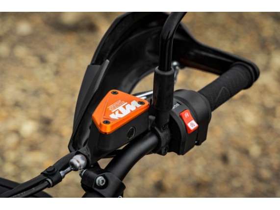 pho_pp_mon_652417_my25_ktm_790_adventure___detail_ktm_790_adventure__sall__awsg__v1