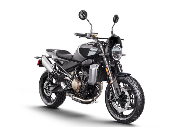 HUSQVARNA Svartpilen 801 L 2025, 0035683