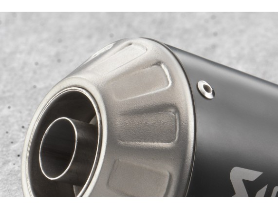 pho_hp_grid_akrapovic__slip_on_line_grid__sall__awsg__v1