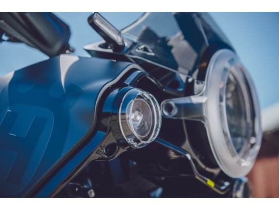 pho_hp_mon_94743_22114944000_auxiliary_lamp_protection__sall__awsg__v1