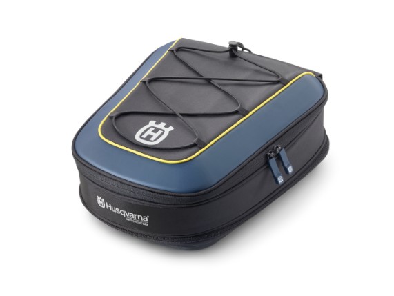 pho_hp_nmon_27012928000_rear_bag__sall__awsg__v1