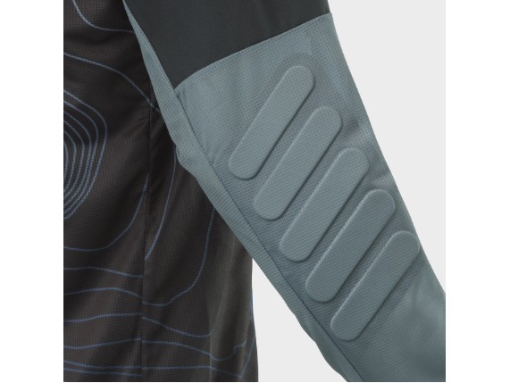 pho_hs_highlight_93978_3hs22001360x_gotland_shirt_blue_detail_ellbogenpolsterung__sall__awsg__v1