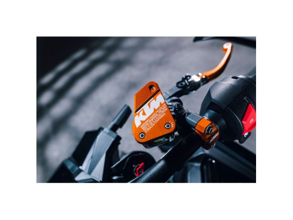 pho_pp_mon_753550_my27_ktm_790_duke_parts_details_europe__global__sall__awsg__v1