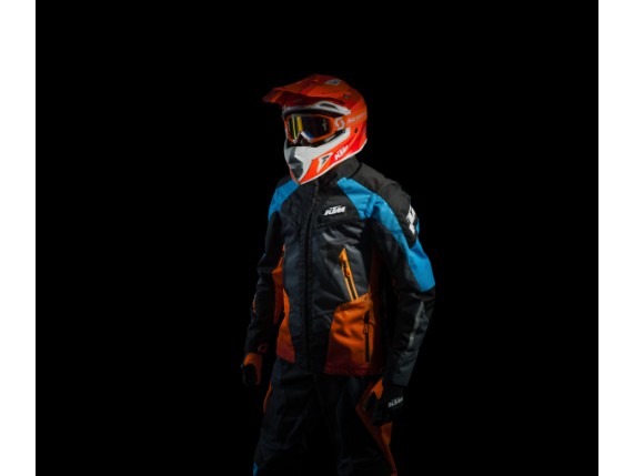 pho_pw_hero_3pw192110x_racetech_jacket_hero_2__sall__awsg__v1