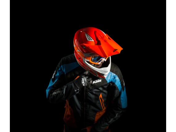 pho_pw_hero_3pw192910x_comp_light_helmet_hero___sall__awsg__v1