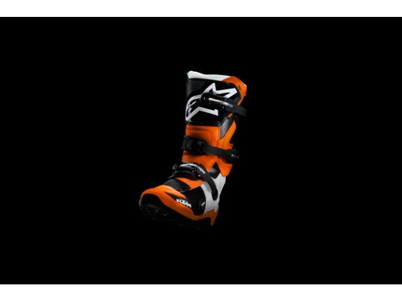 pho_pw_highlight_3pw199080x_kids_tech_7s_boots_highlight__sall__awsg__v1