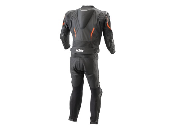 pho_pw_pers_rs_361587_3pw21000590x_rsx_2_pcs_suit_back__sall__awsg__v1