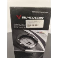 SW-MOTECH QUICK-LOCK EVO Tankring f ür YAMAHA /SUZUKI YAMAHA