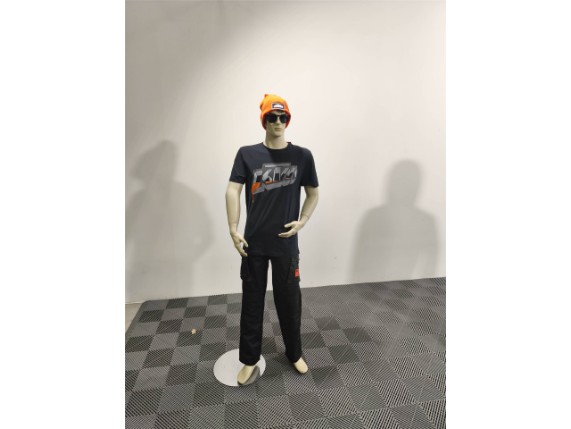 8a320b67330c43498ec107a30d000648