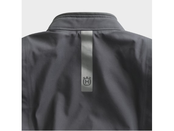 pho_hs_closeup_62383_3hs20003070x_pursuit_gtx_jacket_reflector_back__sall__awsg__v1
