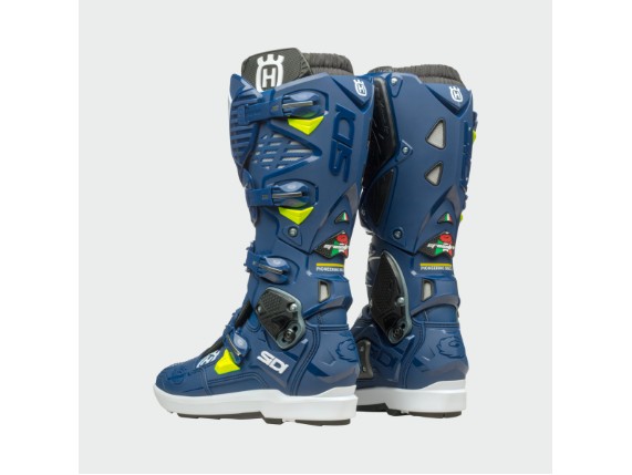 pho_hs_pers_rs_45434_3hs193010x_crossfire_3_srs_boots_hinten_45_grad__sall__awsg__v1