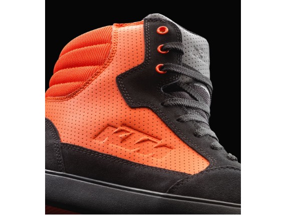 pho_pw_det_361612_3pw21000690x_j_6_air_shoes_hl_detail__sall__awsg__v1