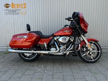 FLHX Street Glide