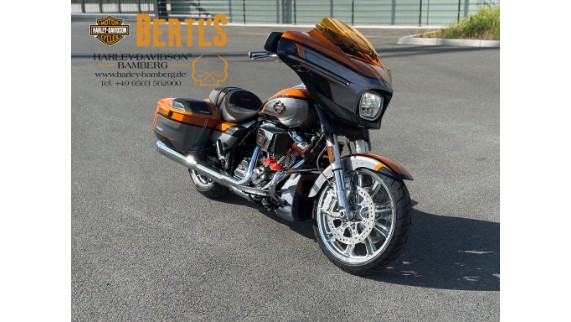 Harley-Davidson FLHXSE Street Glide CVO, 0008415
