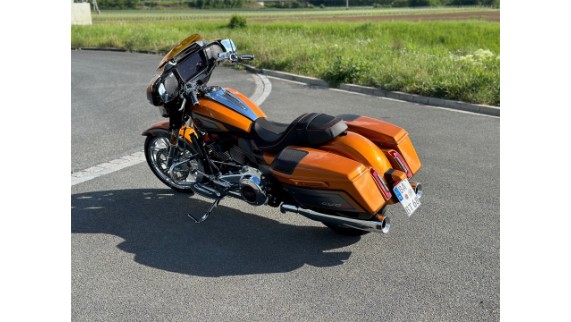 Harley-Davidson FLHXSE Street Glide CVO, 0008415