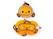 Schlafmaske Reisekissen für Kinder Plüsch Adoramals Finley the Clownfish Relaxeazzz