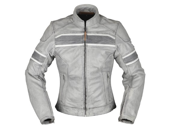 010910_ionalady_141_ID_13206