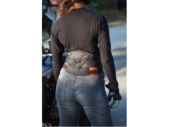 060310_10_detail3_ID_14034