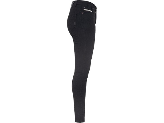 mjdd4021_ruby_black_7_freisteller
