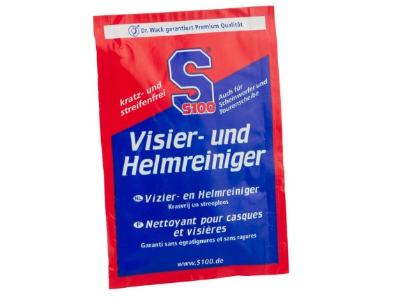 S100-Visor-and-Helmet-Clean