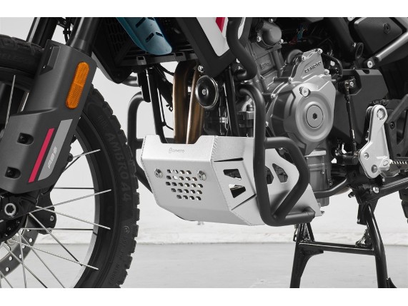 CFMOTO 450MT Motorschutz montiert | Unterfahrschutz am Motor