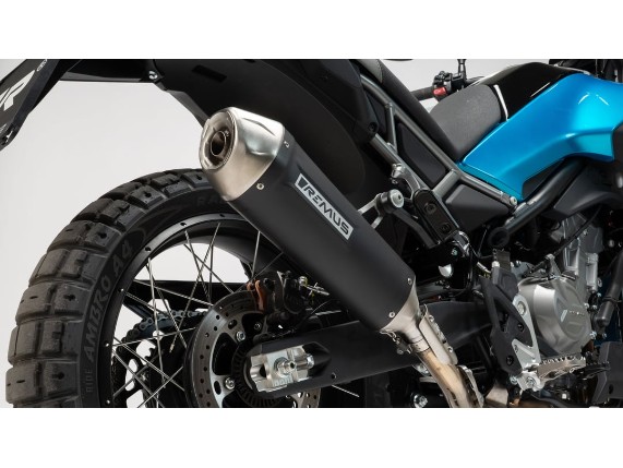 REMUS Schalldämpfer an CFMOTO 450MT montiert | Detailansicht