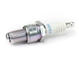 Zündkerze NGK BR5ES Spark Plug 4722 passend für Honda NSR 50 S Baujahr 1989-1996