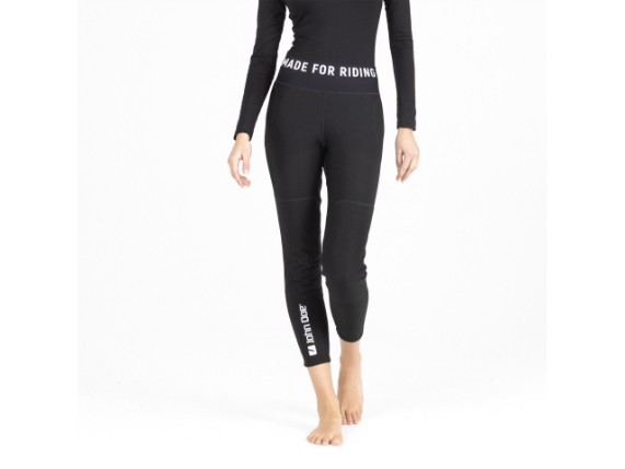 04_JBPW2001_XTM_AAA_Baselayer_Pant_Women_OnModel_249A8600