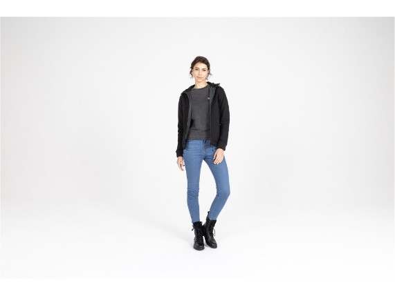 05_JHK8003_XTM_Hoodie_V3_Women_BlackOnModel_249A7416