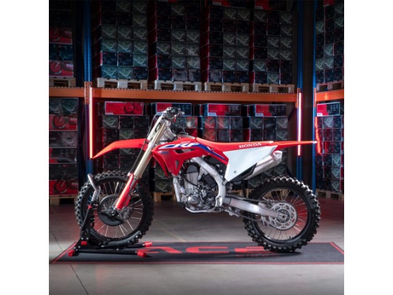1029_SteadyStand_Cross_Flex_9-2048x2048