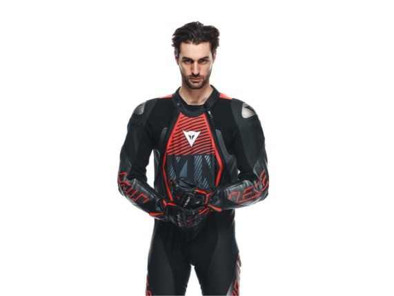 15100002_Z09_Dainese_Audax_D-Zip_1pc_perf_einteiler_black_red_fluo_anthracite_6