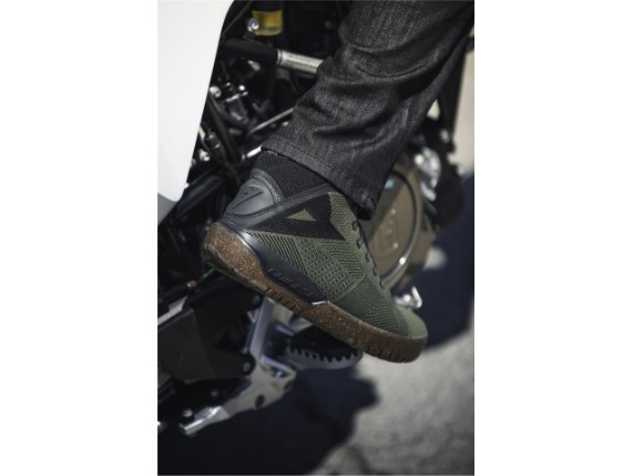 1775233-24I_Dainese_Metractive_Air_Shoes_grape_leaf_Motorradschuhe_13