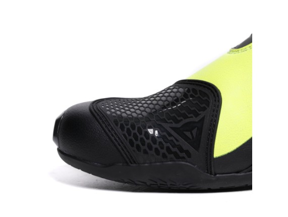 17900052_620_Axial-2-black-yellow-fluo_8