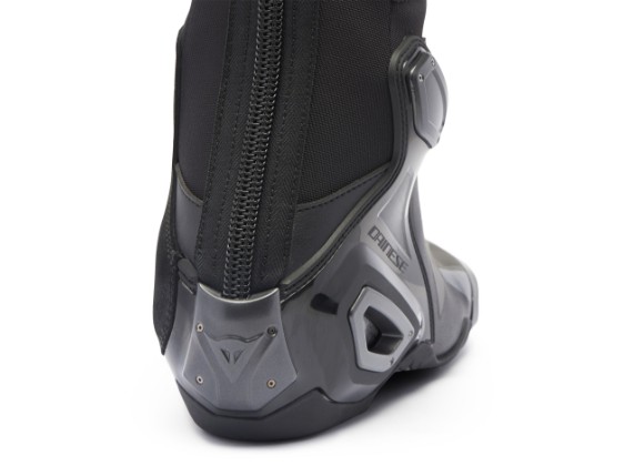 17900052_631_Axial-2-black-7