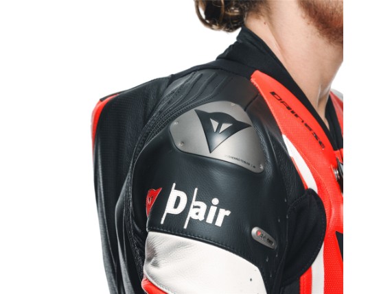 1D10031_12I_Dainese_D-Air_Misano_3_Einteiler_black_red_fluo_red_5