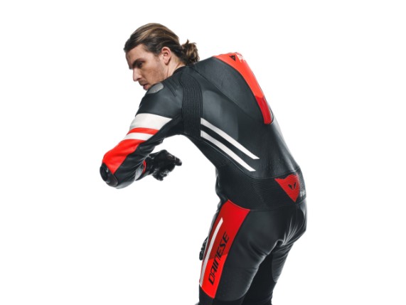 1D10031_12I_Dainese_D-Air_Misano_3_Einteiler_black_red_fluo_red_8