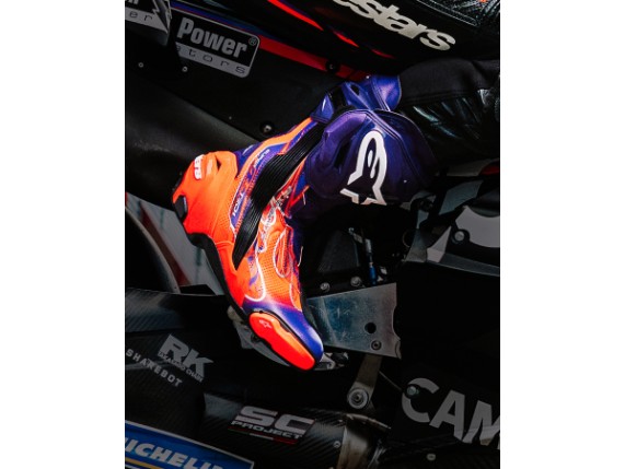 2025_Jorge_Martin_FLYTE_Image_Banners_1440 x 1800_Jorge_Martin_Flyte_LE Boots_1